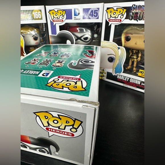 Funko Pop! Vinyl: DC Comics - Harley Quinn #34 - Picture 9 of 10